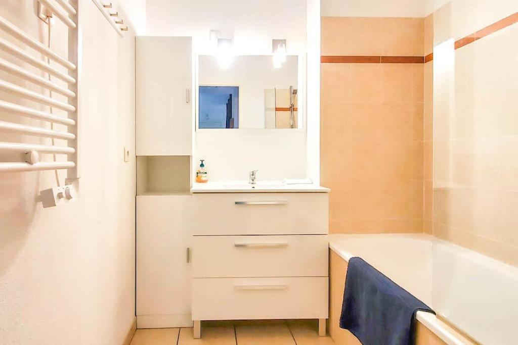 *Le Carpe Diem, Appartement 2 Chambres, Piscine, 2 Parking, Clim* Montpellier Kültér fotó